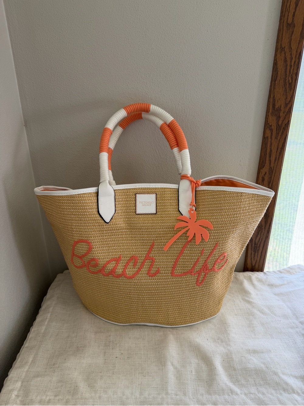 Victoria’s Secret Beach Life Straw Tote Bag - Picture 2 of 10